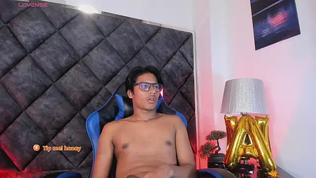 LiamKron 网络视讯表演
