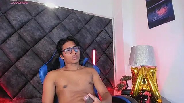 LiamKron Show Webcam
