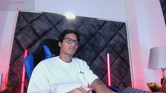 LiamKron Webcam Show
