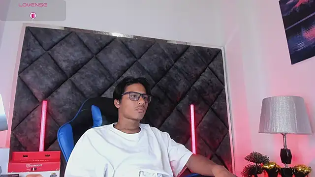 LiamKron Webcam Show