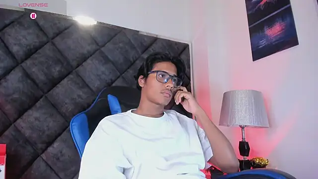 LiamKron ওয়েবক্যাম শো