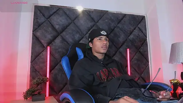 LiamKron Show Webcam