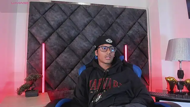 LiamKron Show Webcam