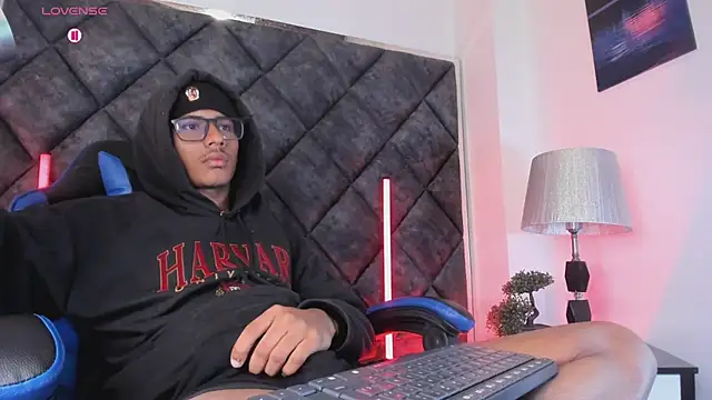 LiamKron Show in webcam