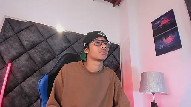 LiamKron Webcamshow