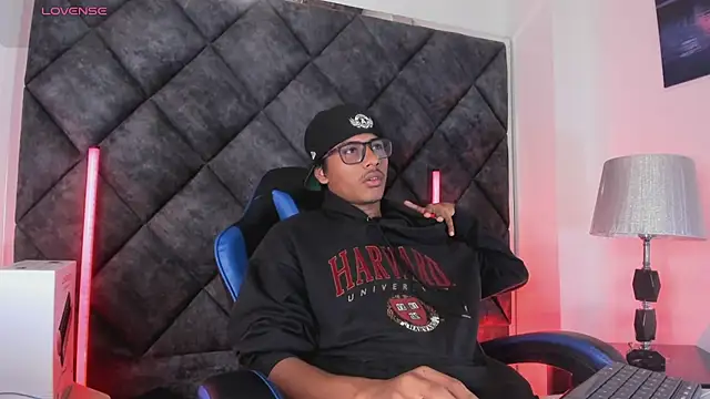 LiamKron Show Webcam