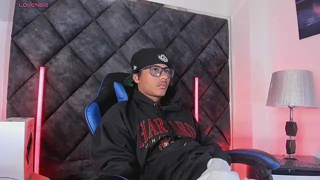 LiamKron Show in webcam