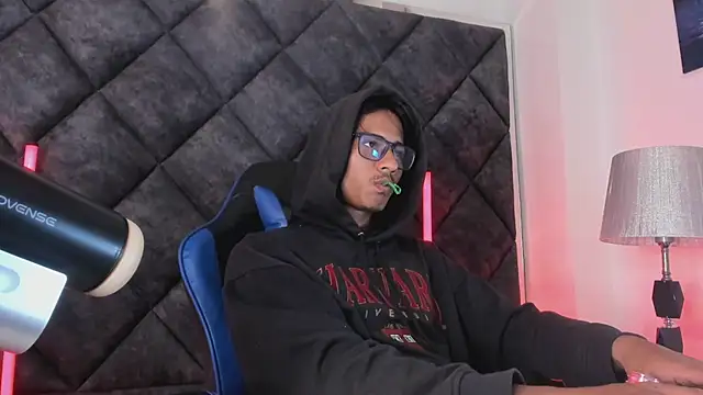 LiamKron Show in webcam
