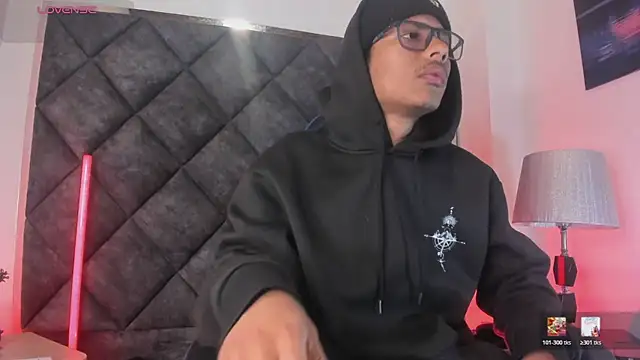 LiamKron Webcam Show