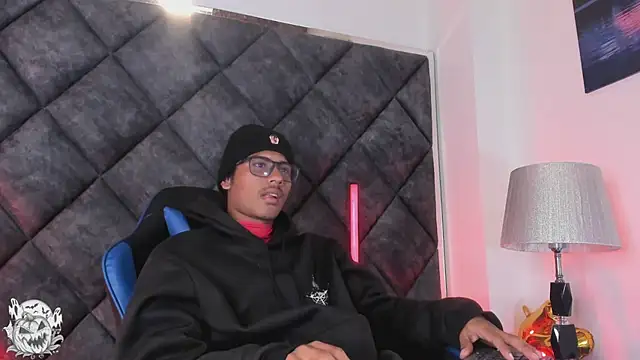 LiamKron Webcam Show