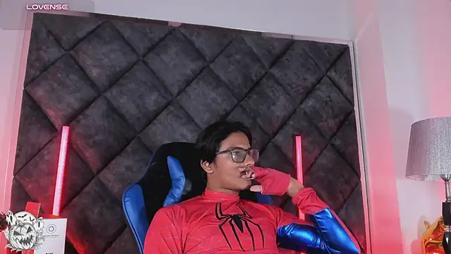 LiamKron Show in webcam