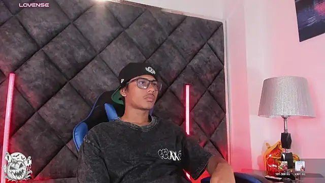 LiamKron 网络视讯表  演