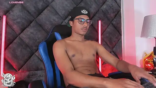 LiamKron webcam show