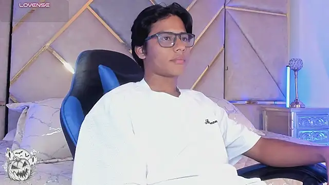 LiamKron ওয়েবক্যাম শো