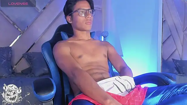 LiamKron 网络视讯表演