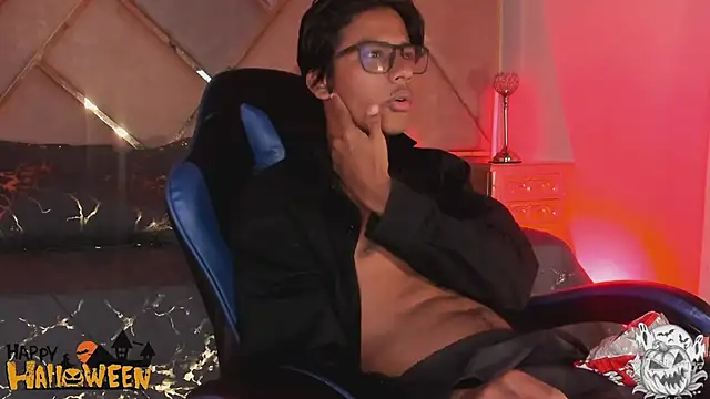 LiamKron 网络视讯表演