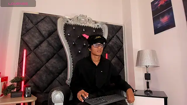 LiamKron Webcam Show
