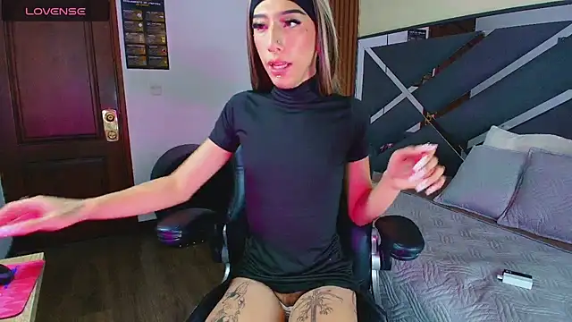 Kittie_Vixen: вебкам-шоу