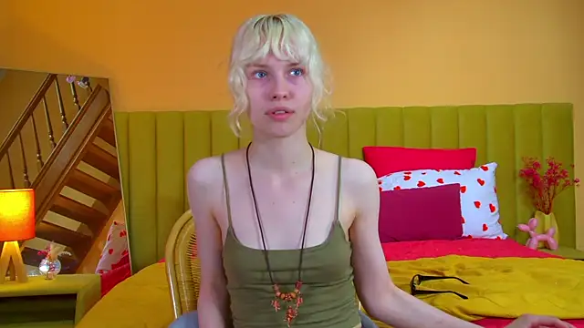 HannahHollis élő XXX-chatje