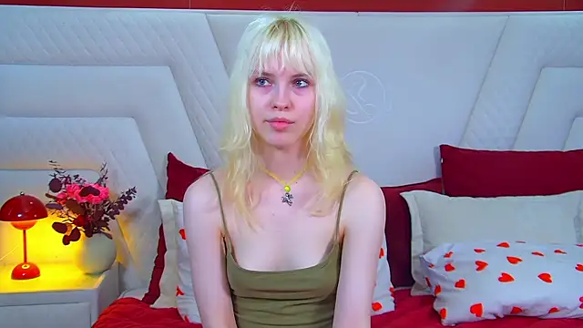 HannahHollis' Live XXX Chat