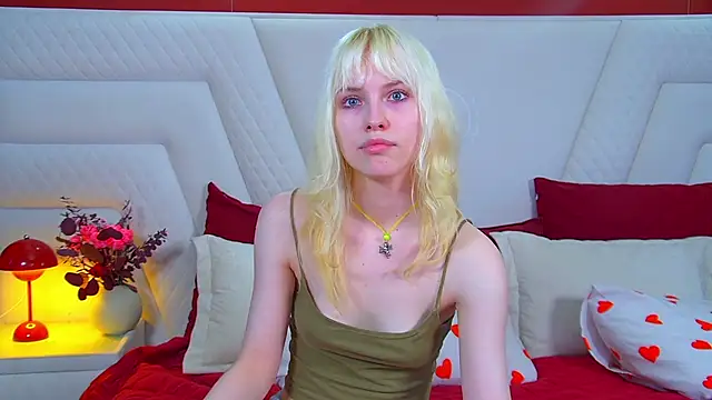 HannahHollis XXX чат на живо