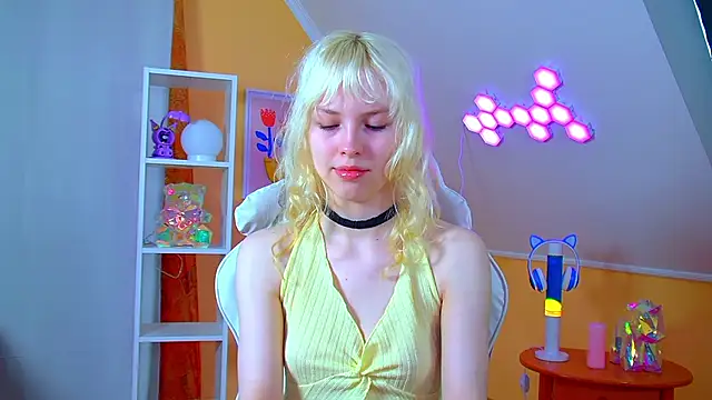 HannahHollis' Live XXX Chat