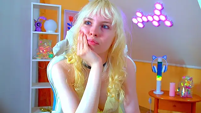 צ'אט XXX בשידור חי של HannahHollis