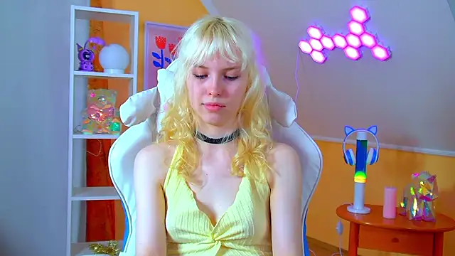 HannahHollis live XXX chat