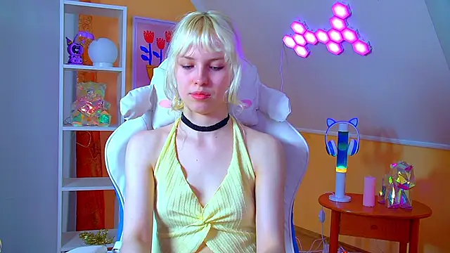 Chat +18 de HannahHollis ao vivo
