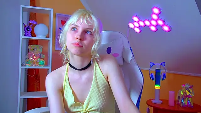 HannahHollis' Live XXX Chat