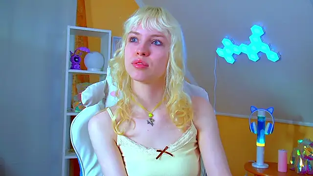 HannahHollis 即時 XXX 聊天