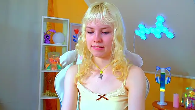 צ'אט XXX בשידור חי של HannahHollis