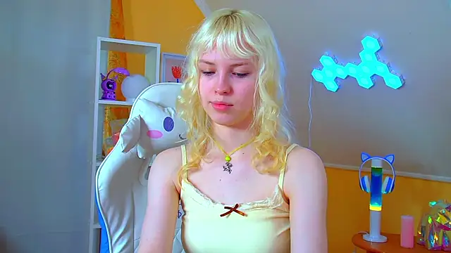 HannahHollis' Live XXX Chat