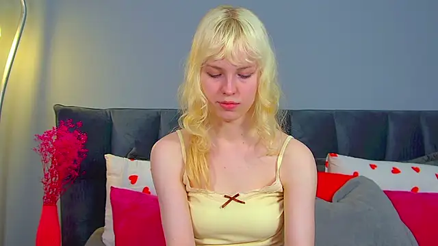 HannahHollis – Naživo XXX chat