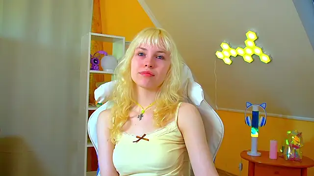 HannahHollis' Live XXX Chat