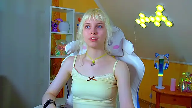 HannahHollis' Live XXX Chat