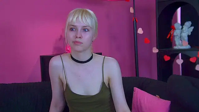 XXX chat uživo modela HannahHollis
