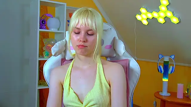 HannahHollis Adlı Modelin Web Kamerası Şovu