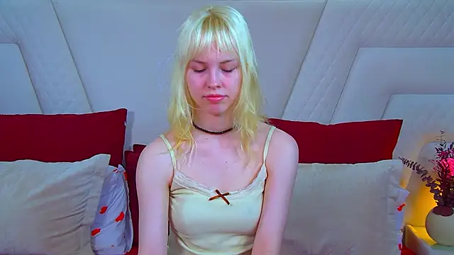 HannahHollis' Live XXX Chat