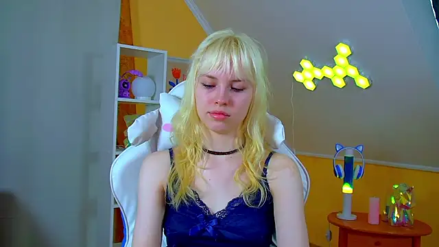 HannahHollis élő XXX-chatje