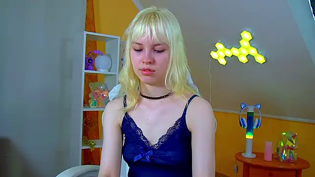 HannahHollis' Live XXX Chat