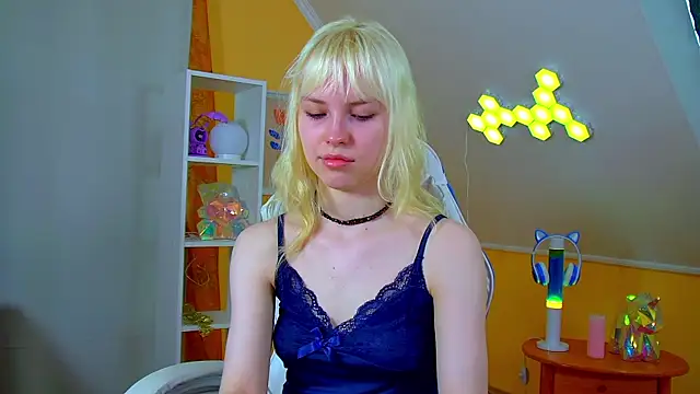 Živý XXX chat HannahHollis