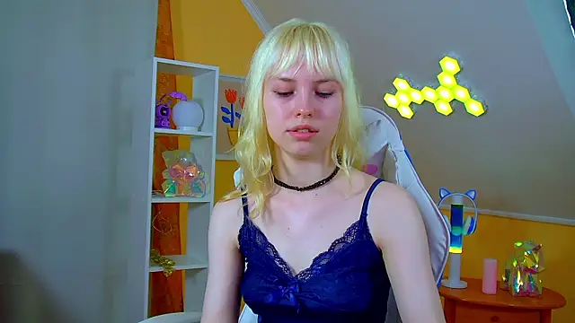 Chatroom XXX en direct de HannahHollis