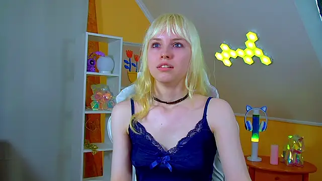 HannahHollis' Live XXX Chat
