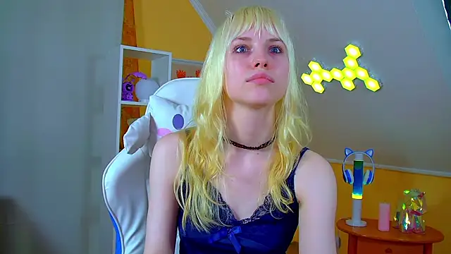 HannahHollis' Live XXX Chat