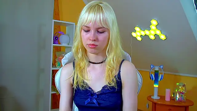 Chat +18 de HannahHollis ao vivo