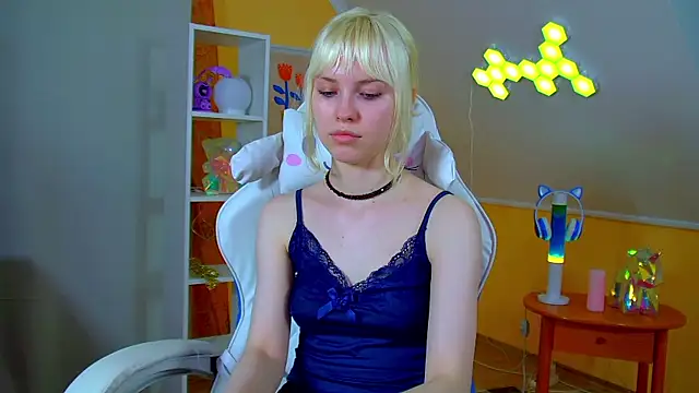 HannahHollis Adlı Modelin Canlı XXX Sohbeti