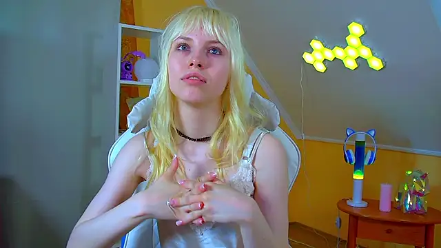Živý XXX chat HannahHollis