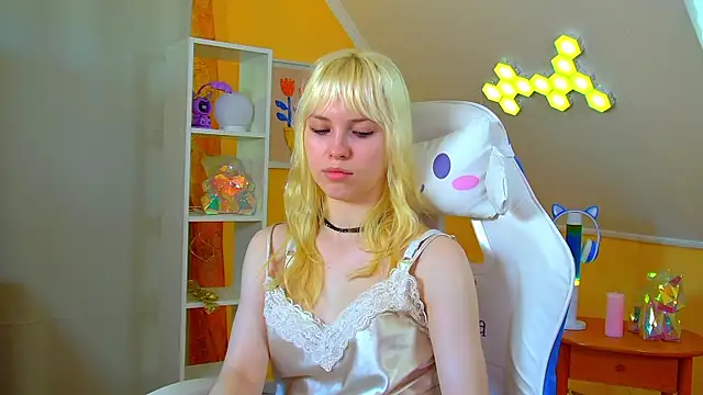 دردشة HannahHollis الجنسية المباشرة
