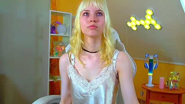 HannahHollis' Live XXX Chat